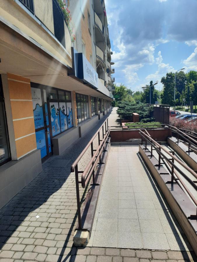 Апартаменты Sloneczny Apartament Bluszczanska Варшава Экстерьер фото