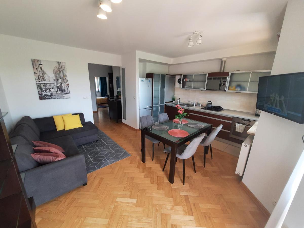 Апартаменты Sloneczny Apartament Bluszczanska Варшава Экстерьер фото