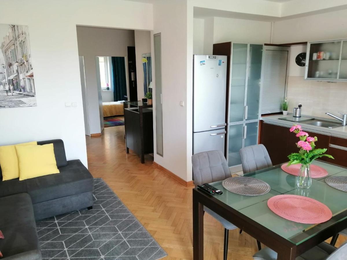 Апартаменты Sloneczny Apartament Bluszczanska Варшава Экстерьер фото